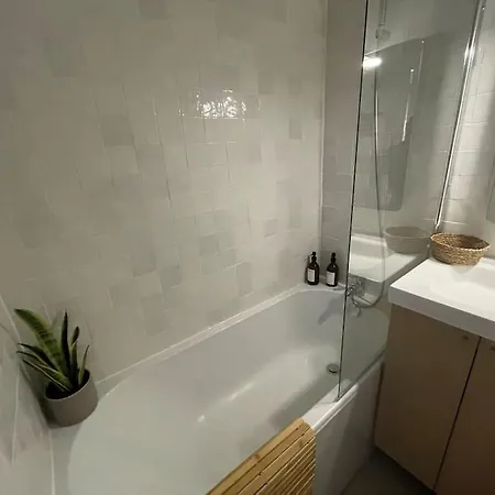 Blanchard - 2 P. Centre Apartment